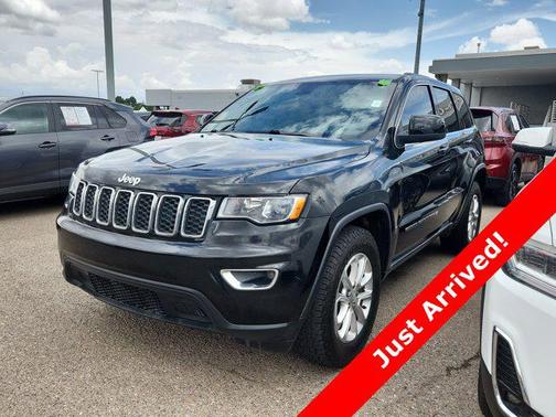 2022 Jeep Grand Cherokee Laredo