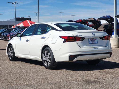 2021 Nissan Altima S FWD