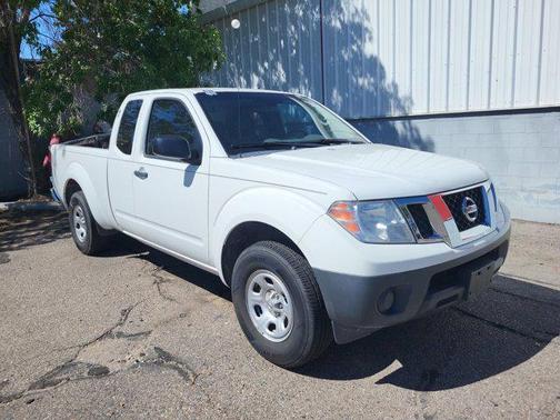 Glacier White 2016 Nissan Frontier S