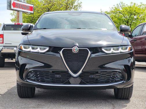 Alfa Black 2024 Alfa Romeo Tonale Ti EAWD