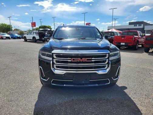 2023 GMC Acadia AWD SLT
