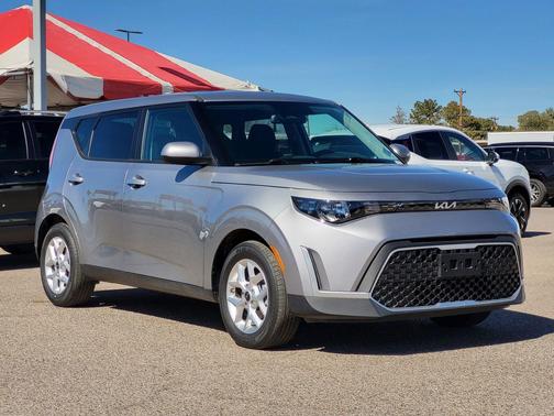 Steel Gray 2025 Kia Soul LX