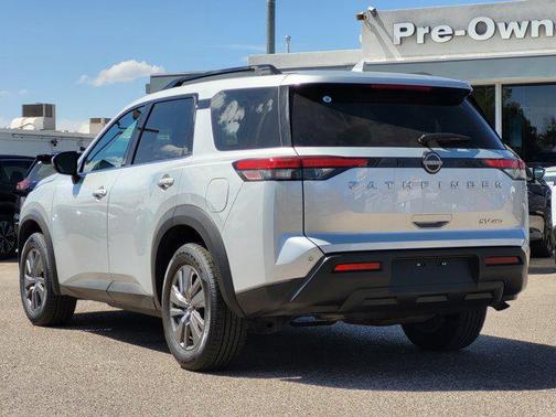 Brilliant Silver Metallic 2024 Nissan Pathfinder SV 4WD