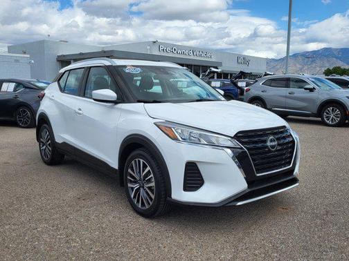 2023 Nissan Kicks SV