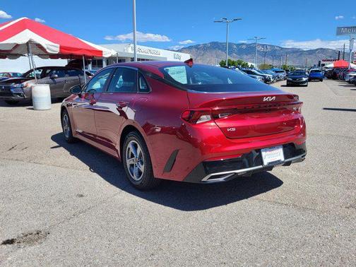 2023 Kia K5 LXS
