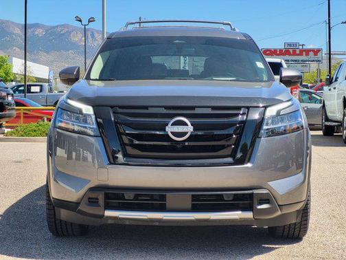 2024 Nissan Pathfinder Platinum 4WD