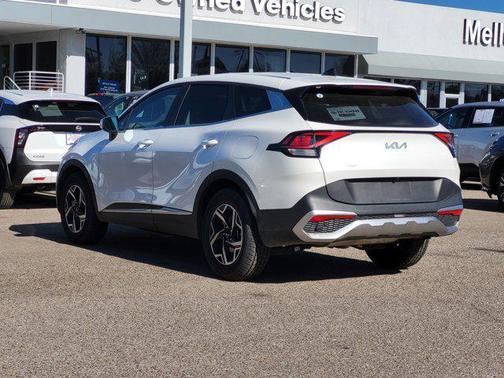 2024 Kia Sportage LX