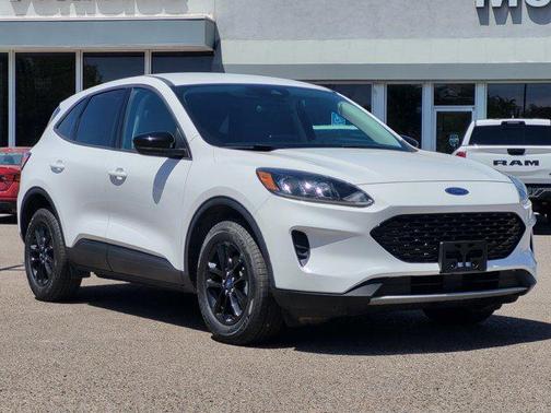 Oxford White 2020 Ford Escape SE