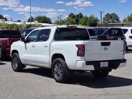 Glacier White 2025 Nissan Frontier SV