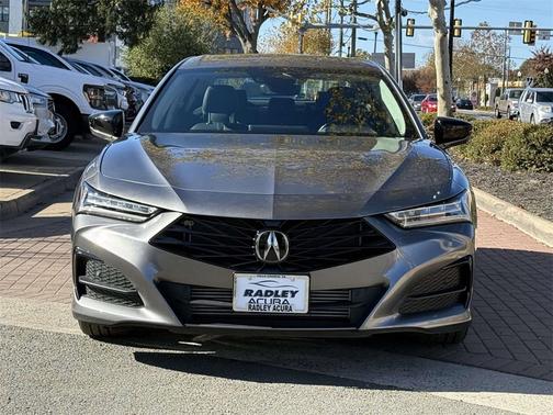 2025 Acura TLX 