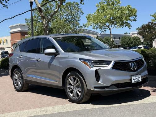 Lunar Silver Metallic 2023 Acura RDX