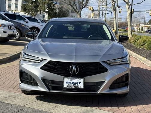 2025 Acura TLX 