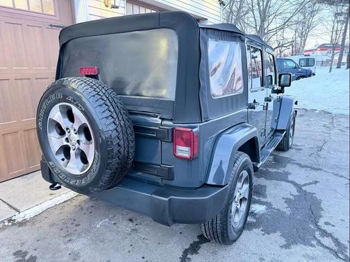 2017 Jeep Wrangler Unlimited Sahara
