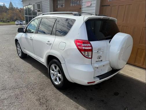 2011 Toyota RAV4 Limited