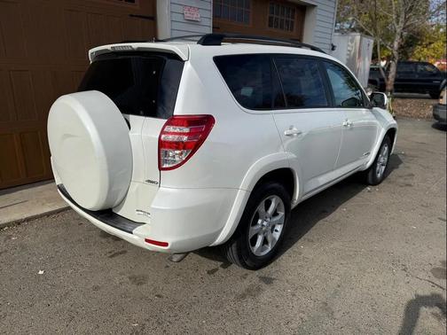 2011 Toyota RAV4 Limited