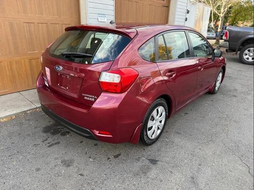 2016 Subaru Impreza 2.0i