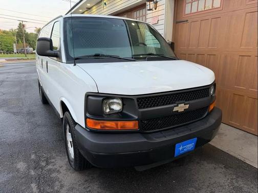 2013 Chevrolet Express 2500 Work Van