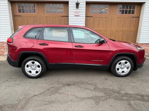 2014 Jeep Cherokee Sport