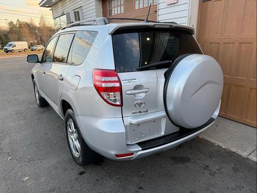 2011 Toyota RAV4 Base