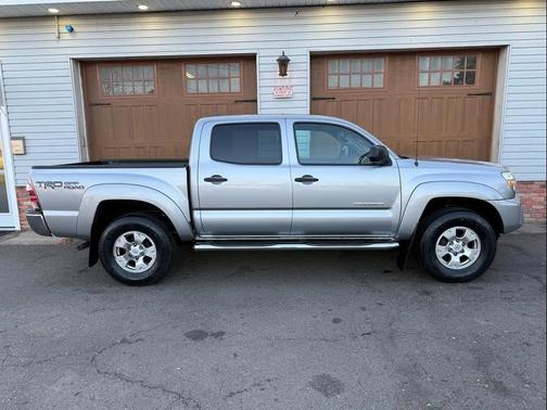 2014 Toyota Tacoma Base