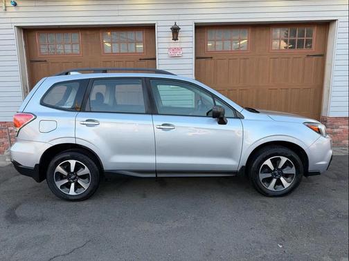 2017 Subaru Forester 2.5i