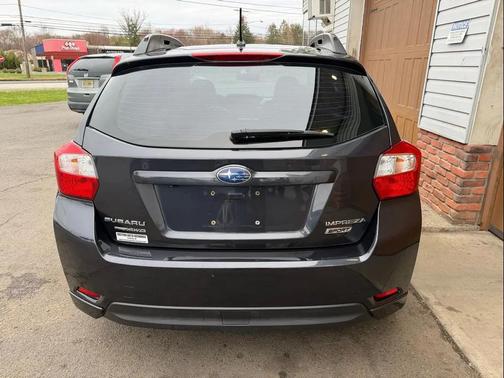 2016 Subaru Impreza 2.0i Sport Premium