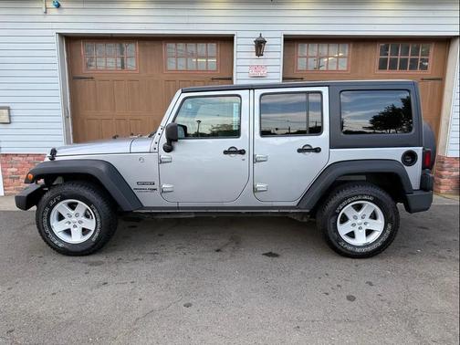 2018 Jeep Wrangler JK Unlimited Sport