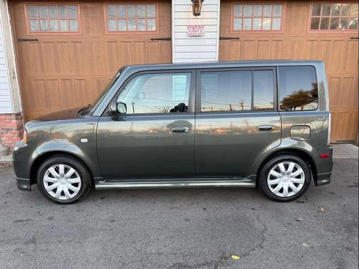 2005 Scion xB Base