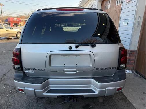 2004 Chevrolet Trailblazer LS