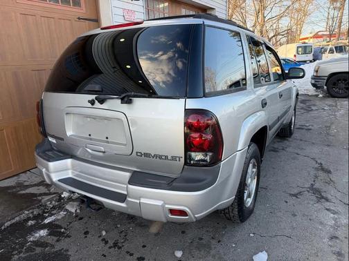 2004 Chevrolet Trailblazer LS