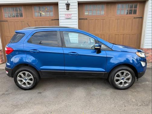 Lightning Blue Metallic 2019 Ford EcoSport SE
