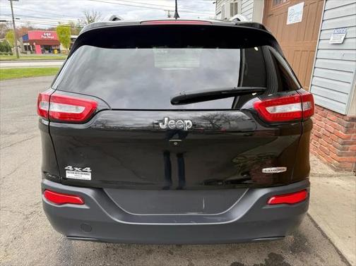 2018 Jeep Cherokee Latitude Plus