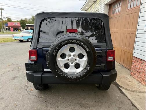 2013 Jeep Wrangler Freedom Edition