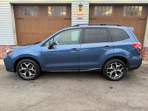 2014 Subaru Forester 2.0XT Touring
