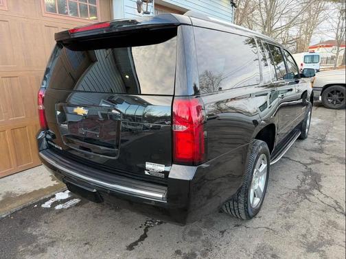 2017 Chevrolet Suburban Premier