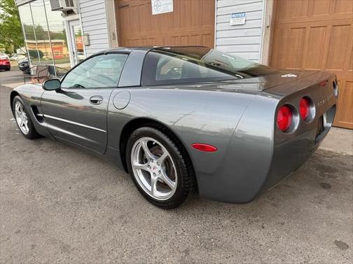 2003 Chevrolet Corvette Base