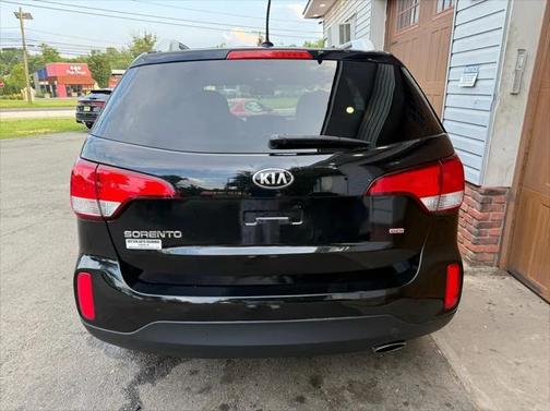 2014 Kia Sorento LX