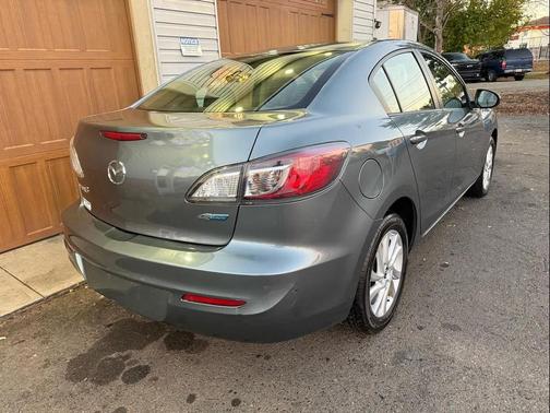 2013 Mazda Mazda3 i Touring