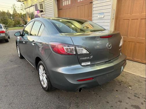 2013 Mazda Mazda3 i Touring