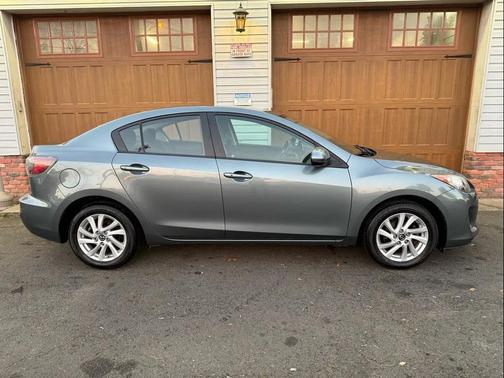 2013 Mazda Mazda3 i Touring