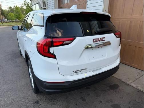 Summit White 2018 GMC Terrain SLE