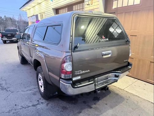 2013 Toyota Tacoma Base