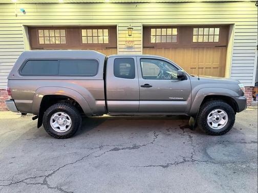 2013 Toyota Tacoma Base