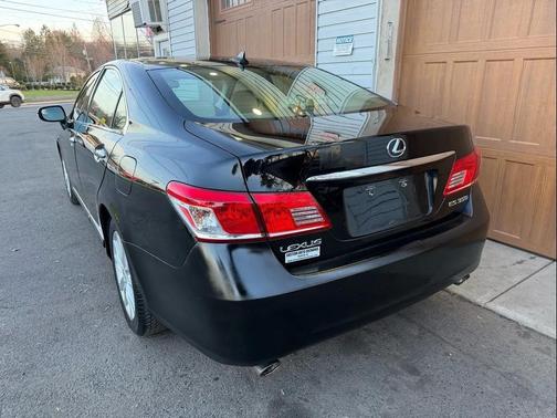 2010 Lexus ES 350 Base