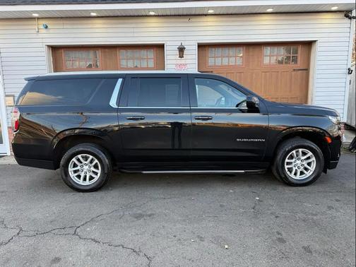 2021 Chevrolet Suburban LS
