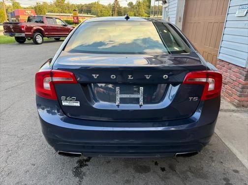 2015 Volvo S60 T5 Premier