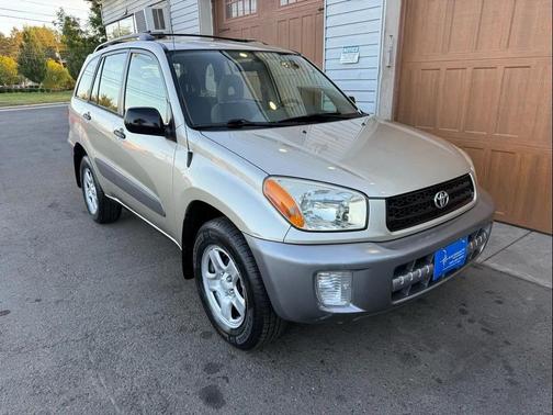 2002 Toyota RAV4 Base