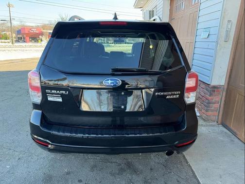 2017 Subaru Forester 2.5i Touring