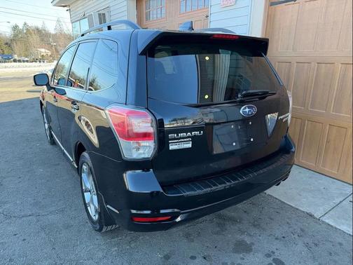 2017 Subaru Forester 2.5i Touring