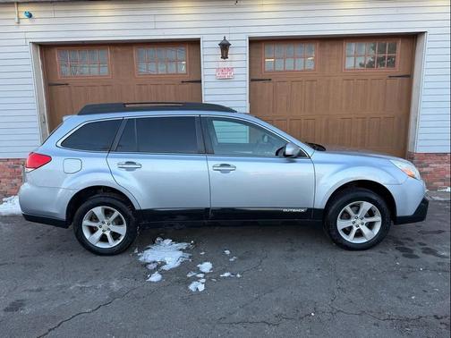 2014 Subaru Outback 2.5i Premium